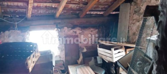 2 Schlafzimmer Haus in Algua, Italy, Nr. 250861 2