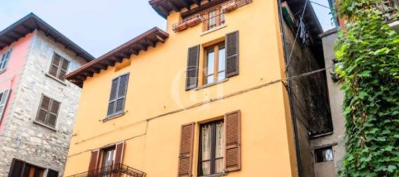 5غرفة بناية في Iseo, Italy رقم 75409 3