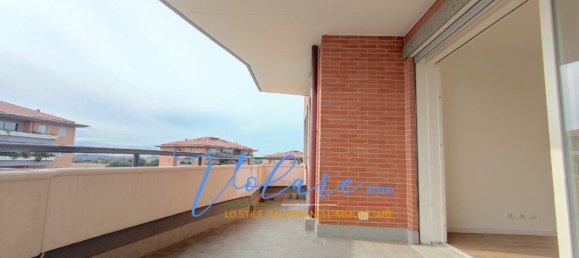 3 rooms Apartment in Rome, Italy No. 8679 21