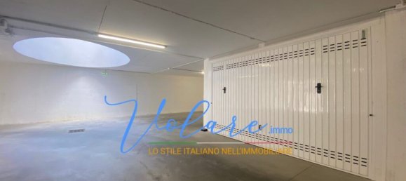 3 rooms Apartment in Rome, Italy No. 8679 23