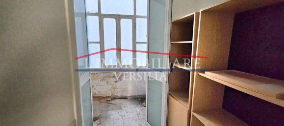 2 bedrooms Apartment in Massa, Italy No. 274190 8