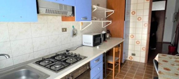 2 bedrooms Apartment in Novara, Italy No. 47130 2