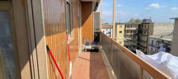 2 bedrooms Apartment in Novara, Italy No. 47130 4
