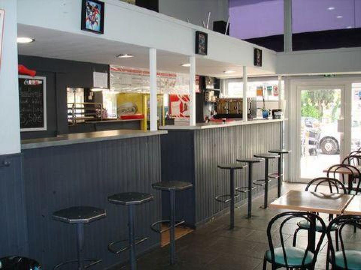 2 bedrooms Office in Gardanne, France No. 18564