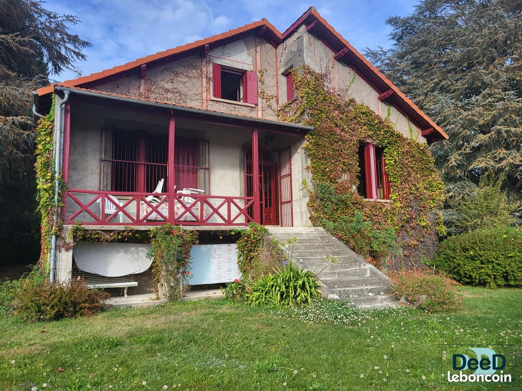 5 bedrooms House in Occitanie, France No. 339416