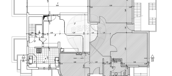 205m² Commercial property in Oeiras, Portugal No. 58654 14
