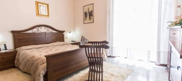 6 rooms House in Salsomaggiore Terme, Italy No. 251131 15