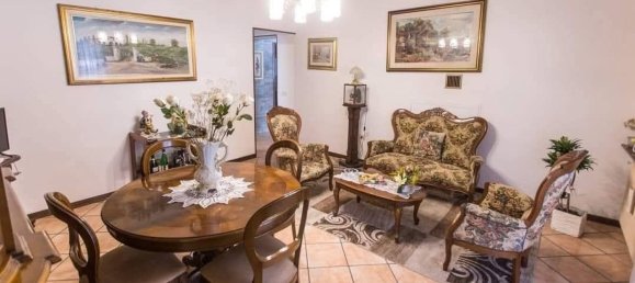 6 rooms House in Salsomaggiore Terme, Italy No. 251131 5