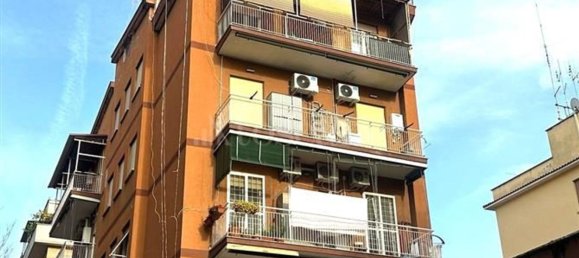 4 rooms Penthouse in Rome, Italy No. 197349 6