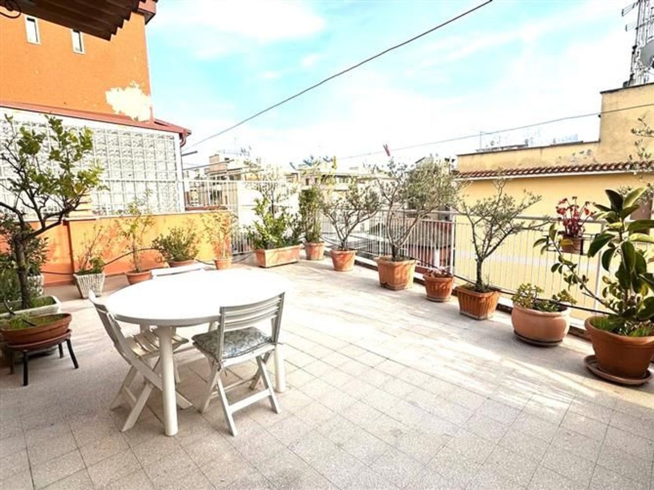 4 rooms Penthouse in Rome, Italy No. 197349