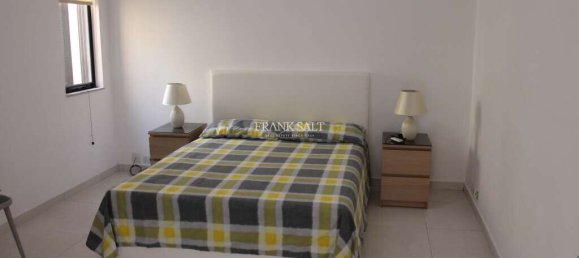 2 bedrooms Penthouse in Sliema, Malta No. 9156 4