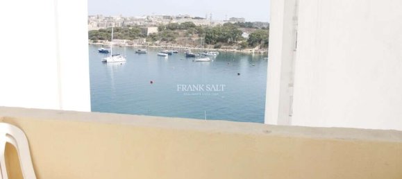 2 bedrooms Penthouse in Sliema, Malta No. 9156 11