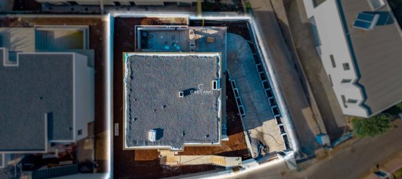 3 bedrooms Villa in Calheta, Portugal No. 141244 3