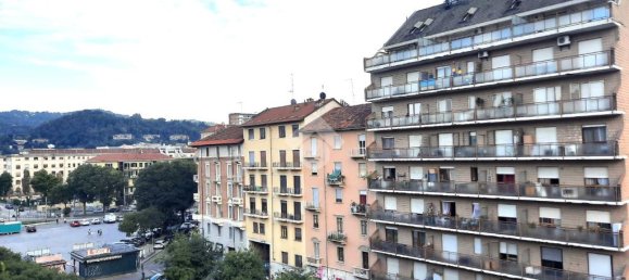 3 bedrooms Apartment in Turin, Italy No. 378889 5