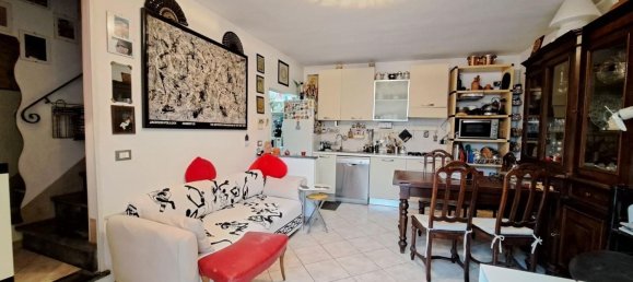 Casa de 2 divisões em San Giuliano Terme, Italy N.º 35578 9