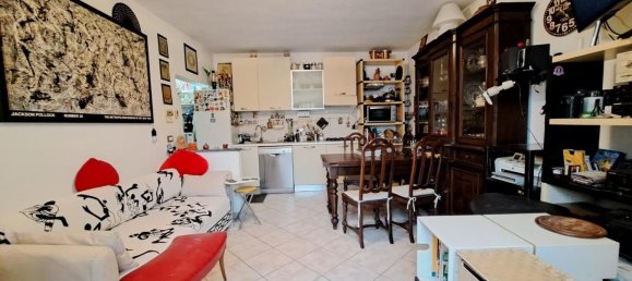 Casa de 2 divisões em San Giuliano Terme, Italy N.º 35578 3