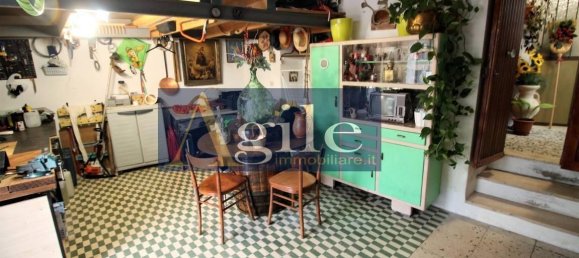 10 rooms House in San Benedetto del Tronto, Italy No. 111623 3