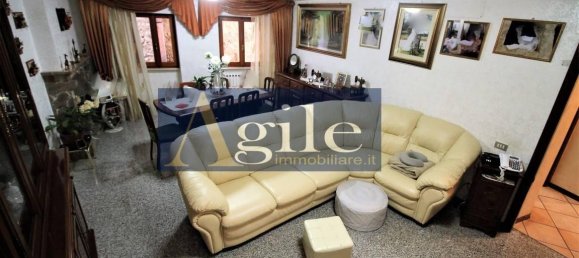 10 rooms House in San Benedetto del Tronto, Italy No. 111623 10