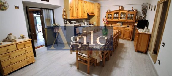 10 rooms House in San Benedetto del Tronto, Italy No. 111623 4