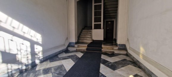 4 rooms Apartment in Genoa, Italy No. 107591 3