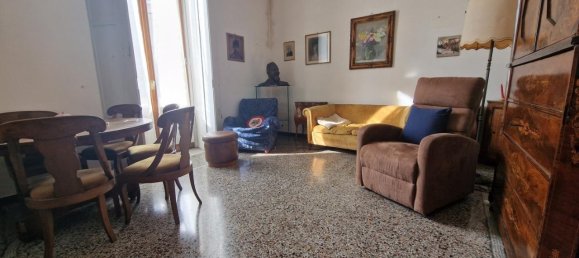 4 rooms Apartment in Genoa, Italy No. 107591 8