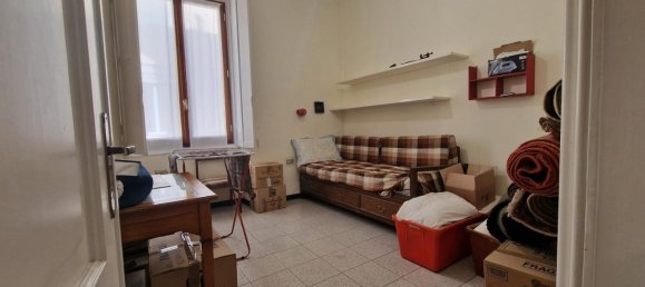 4 rooms Apartment in Genoa, Italy No. 107591 13