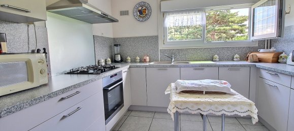 3 bedrooms House in Le Havre, France No. 281559 3