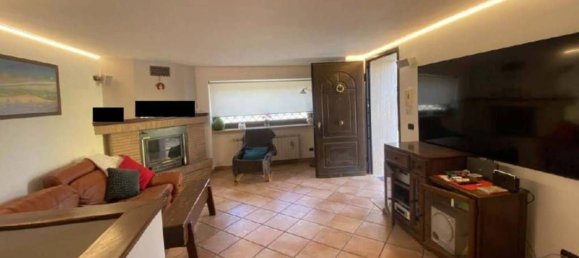 3-salle Maison à Pomezia, Italy No. 4531 5