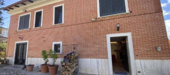 3-salle Maison à Pomezia, Italy No. 4531 2