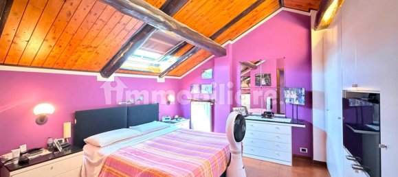 3 Schlafzimmer Wohnung in Turin, Italy, Nr. 337414 24