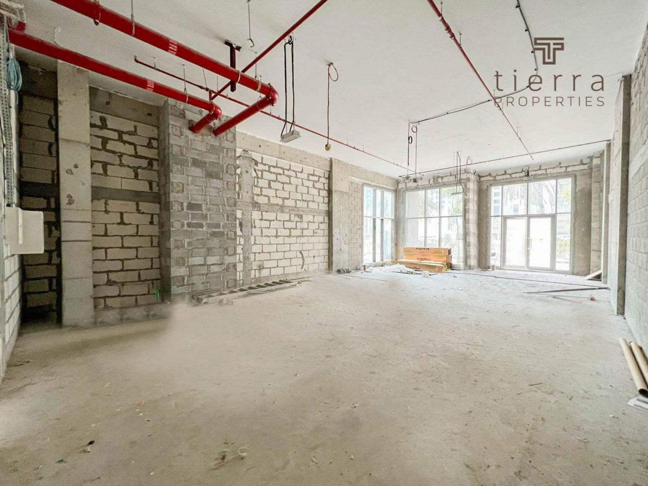 Magasin à Jumeirah Village Circle, UAE 260.1m² No. 5760