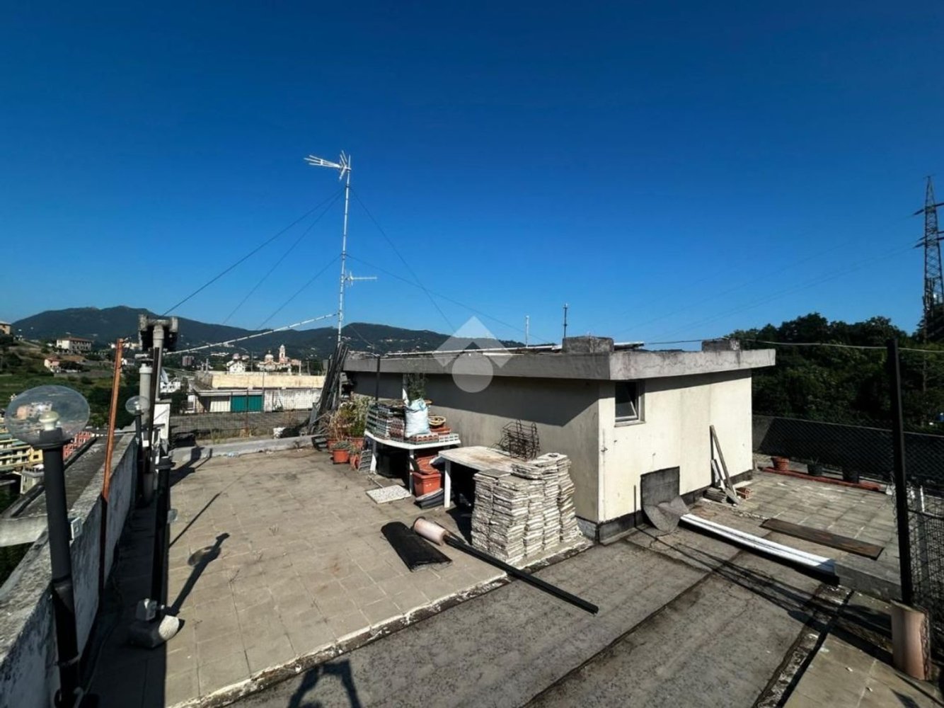 4 rooms Apartment in Genoa, Italy No. 310665