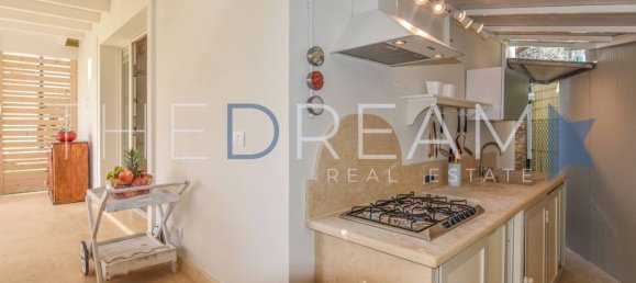 5 bedrooms Villa in Forte dei Marmi, Italy No. 35781 40