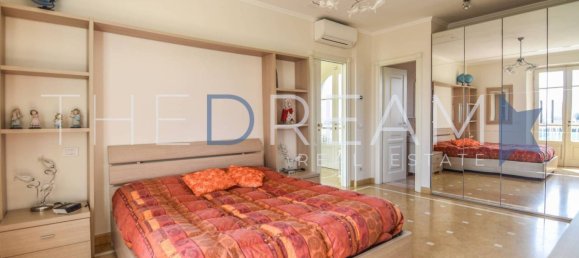 5 bedrooms Villa in Forte dei Marmi, Italy No. 35781 25