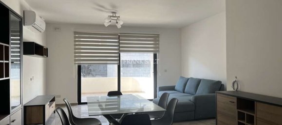 3 bedrooms Apartment in Victoria, Malta No. 636 2