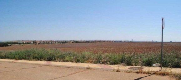 53732m² Land in Doninos de Salamanca, Spain No. 84163 2