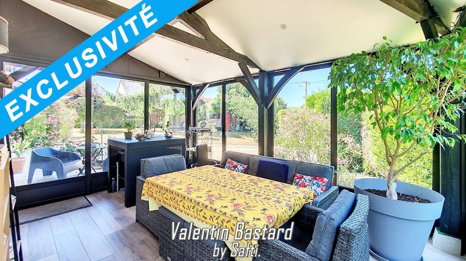 Casa de 5 dormitorios en Montlouis-sur-Loire, France No. 288574