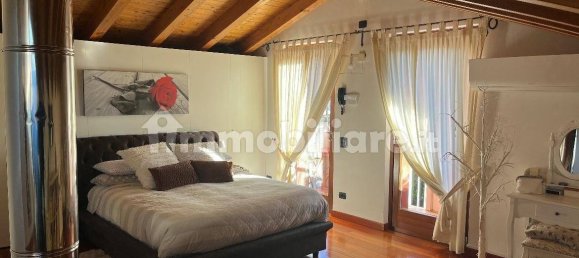 3 bedrooms Villa in Cenate Sopra, Italy No. 281352 10