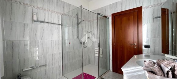 8 rooms Villa in Curno, Italy No. 7042 7