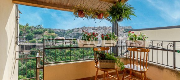 3 Schlafzimmer Haus in Ragusa, Italy, Nr. 68604 18