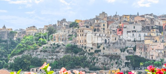 3 Schlafzimmer Haus in Ragusa, Italy, Nr. 68604 15