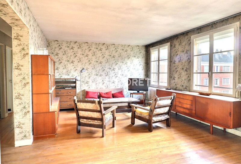 2 bedrooms Apartment in Vitry-sur-Seine, France No. 176365