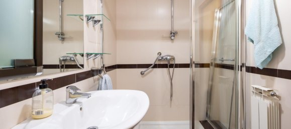 8 Schlafzimmer Doppelhaus in Granada, Spain, Nr. 20944 19