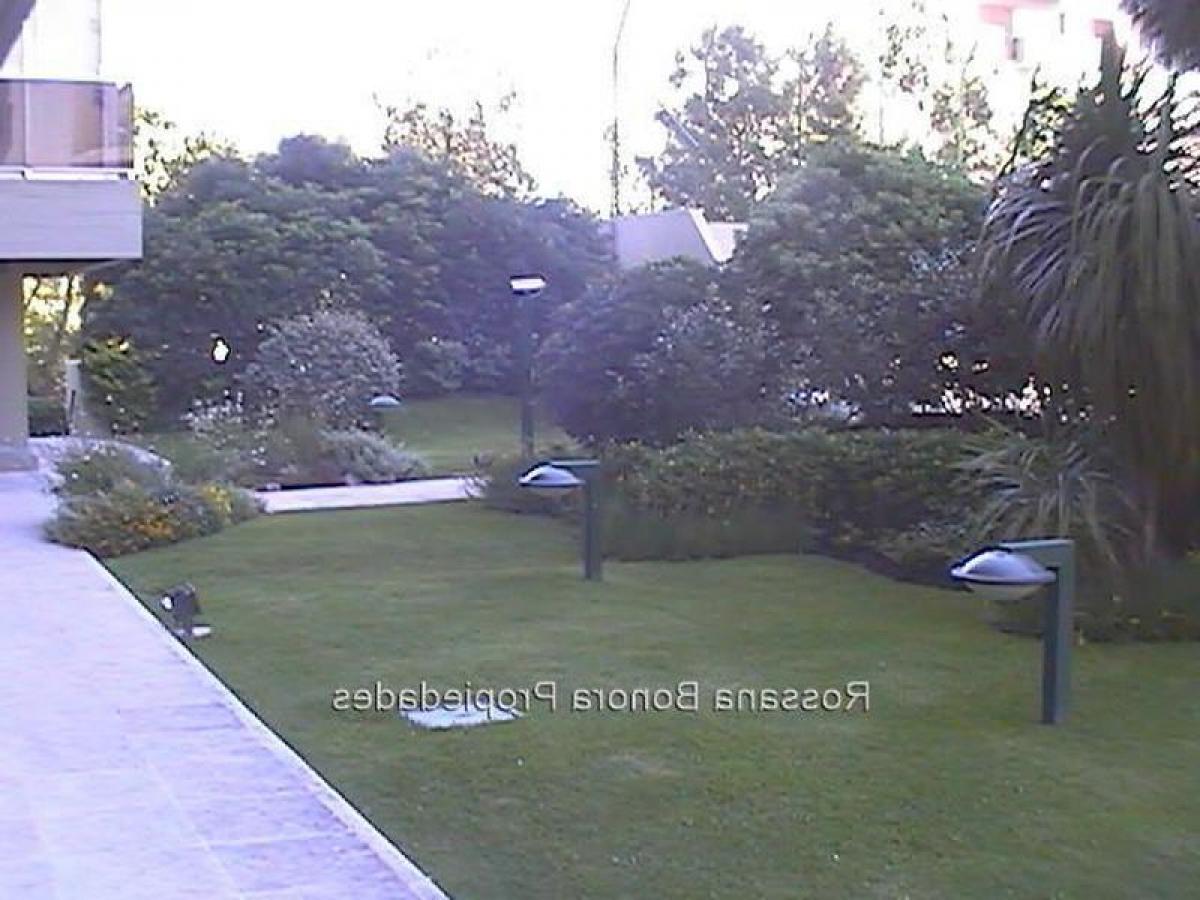 3 bedrooms Apartment in Montevideo, Uruguay No. 6348