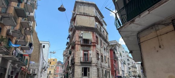 2 bedrooms Apartment in Naples, Italy No. 260214 2