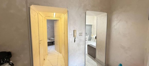 2 bedrooms Apartment in Naples, Italy No. 260214 16