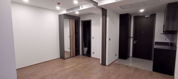 1 chambre Condo à Bang Rak, Thailand No. 10133 3