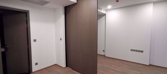 1 chambre Condo à Bang Rak, Thailand No. 10133 6