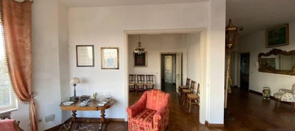 4 rooms Apartment in Reggio Emilia, Italy No. 162723 4
