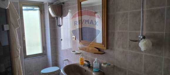 2 Schlafzimmer Wohnung in Bari, Italy, Nr. 308710 13